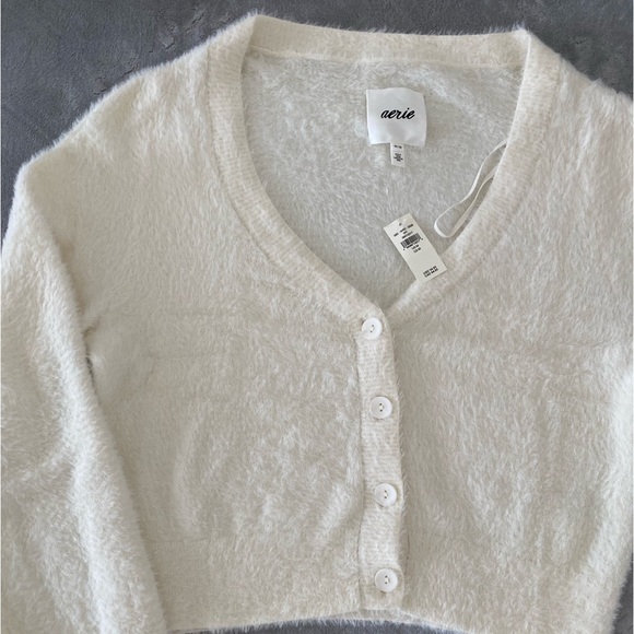 AERIE fuzzy cropped cardigan - Picture 2 of 4